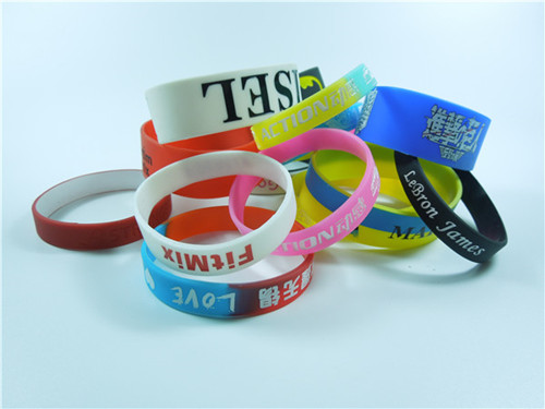 硅膠手環(huán)批發(fā)多少錢？硅膠手環(huán)批發(fā)廠家